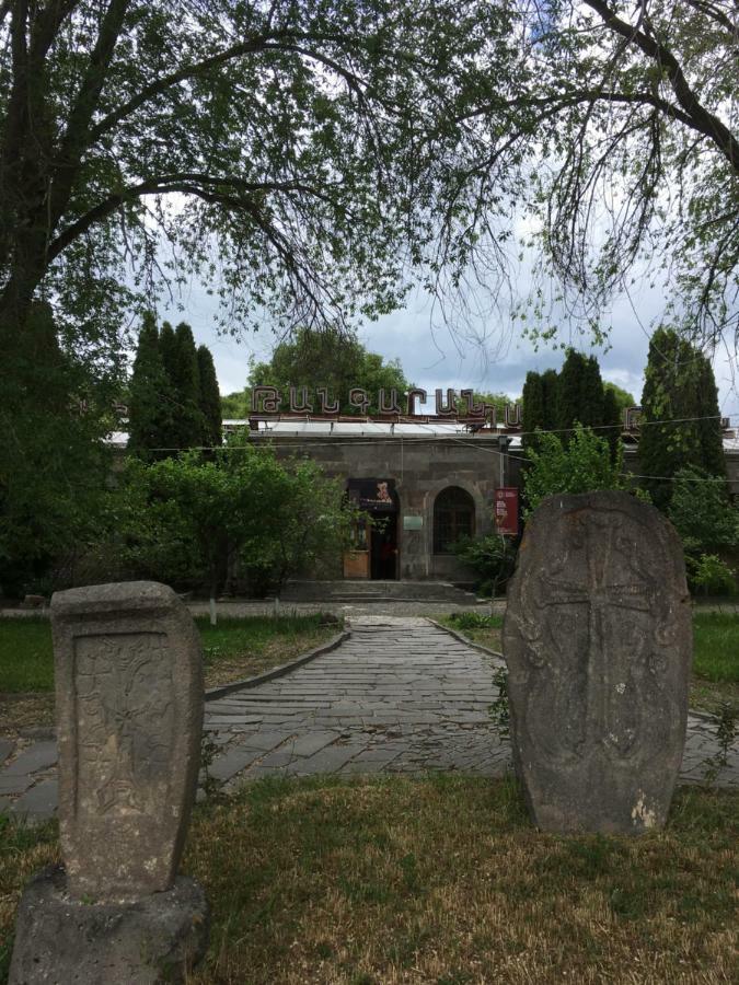 Ave Zara Bed and Breakfast Vagudy Buitenkant foto